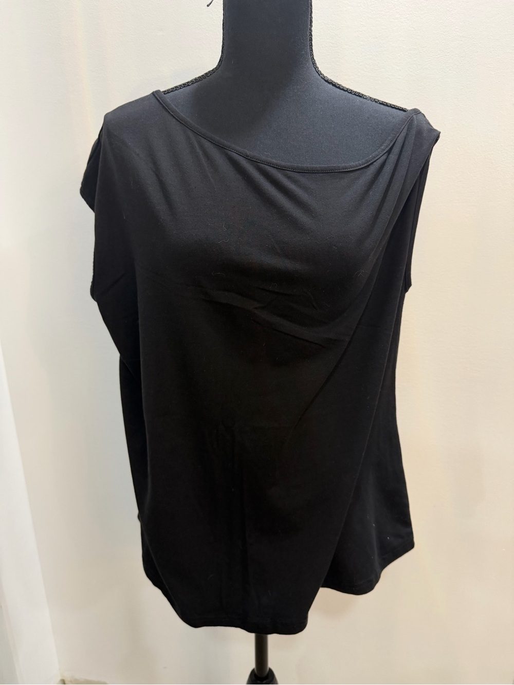 Women's Black Asymmetric Shoulder Top